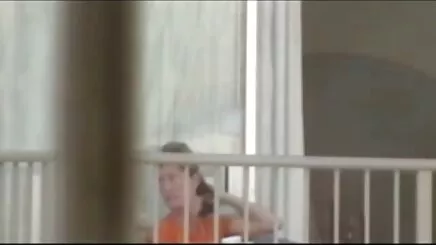Busty readhead siyah iç çamaşırı giyiyor türkçe amatör porn