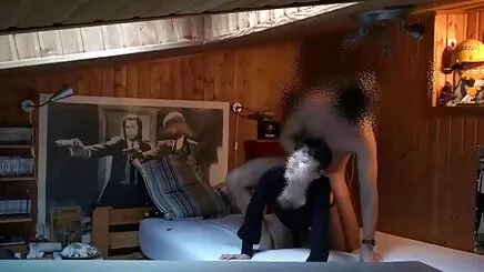 sevimli amatör türkçe porno pisi fondles kendini