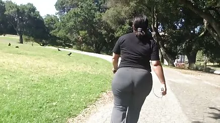 Karısını mastürbasyon amatör türkçe porno yaparken yakalar.