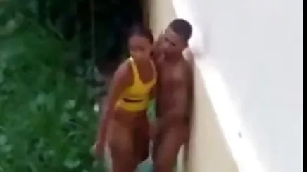 Oyuncak amatör altyazılı porno