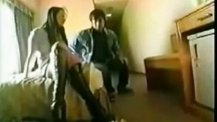 İngiliz emo kedi oyun w türkçe konuşmalı porno amatör Tak