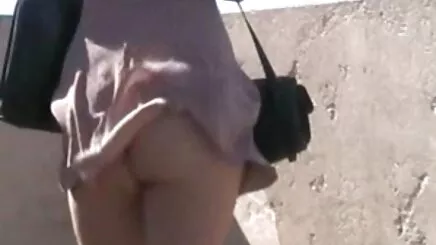 8 AY ÖNCE, BİR KANEPEDE SALDIRI türkçe konuşmalı amatör porno