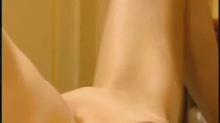Genç, türkçe konuşmalı amatör porno güzel, sarışın, büyük göğüsler, göt,, bir horoz ile oynadıktan sonra,