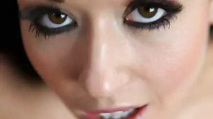 Izlemek beni oyun ile benim türkçe amatör sex kedi üzerinde benim külot