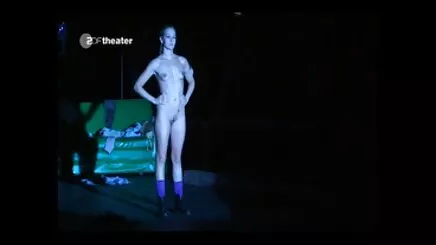 Görkemli altyazılı porno amatör